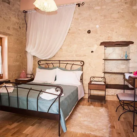 Villa Ariadne Traditional
